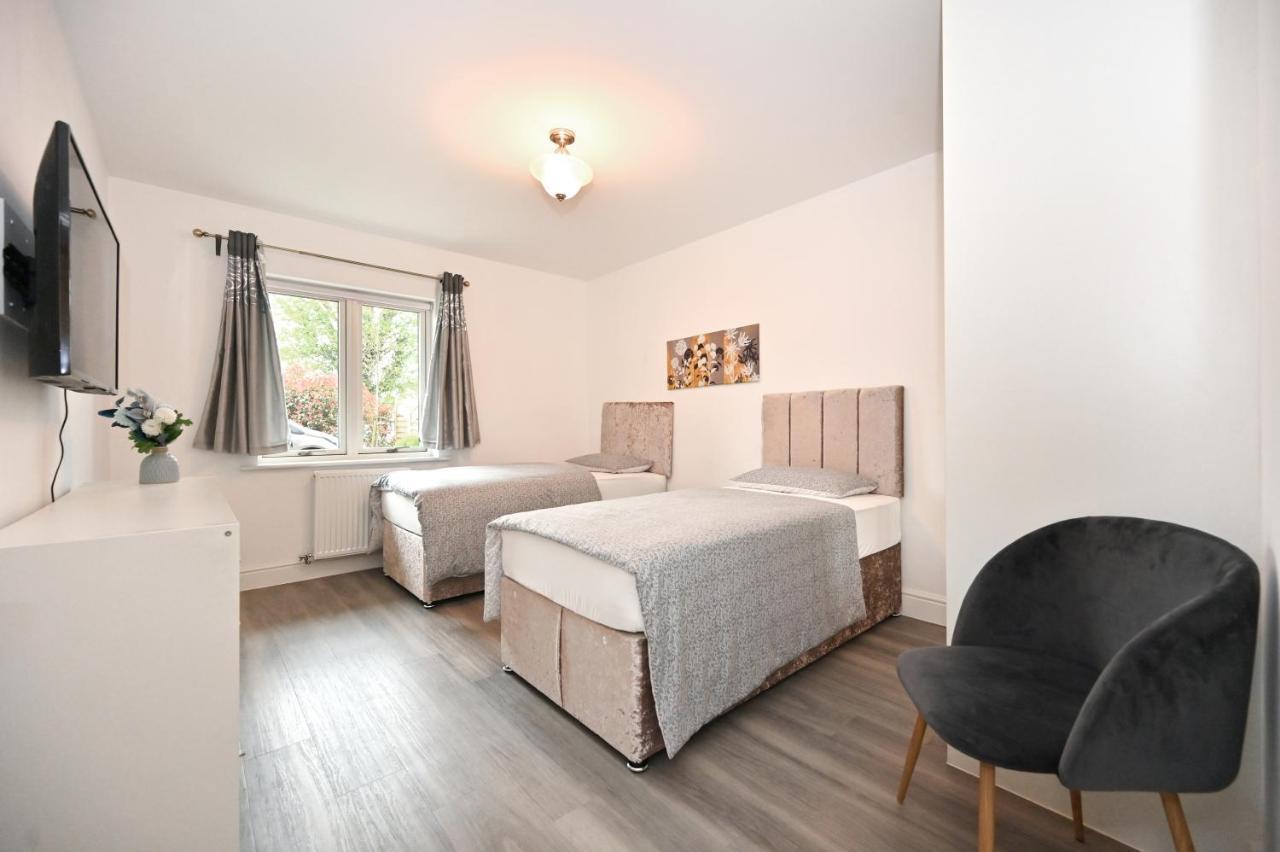 Luxury 2Bedroom - 2Bath - Prime Location - Patio Harrow on the Hill Zewnętrze zdjęcie
