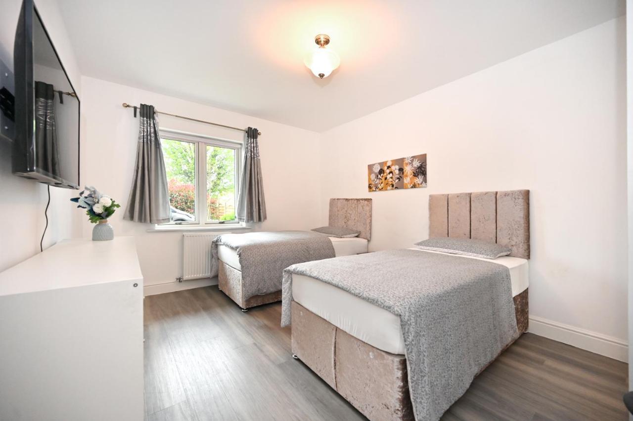 Luxury 2Bedroom - 2Bath - Prime Location - Patio Harrow on the Hill Zewnętrze zdjęcie