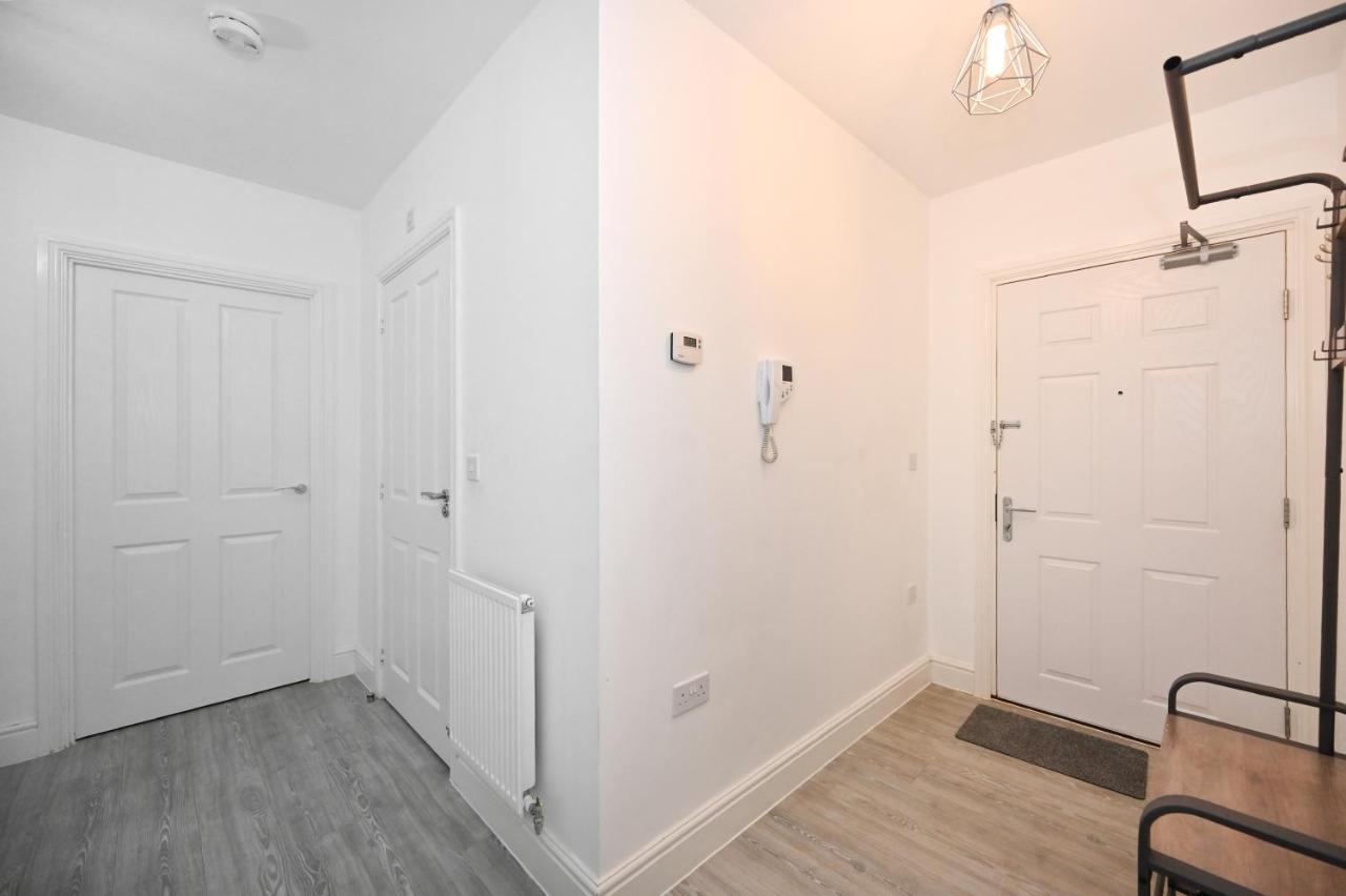Luxury 2Bedroom - 2Bath - Prime Location - Patio Harrow on the Hill Zewnętrze zdjęcie