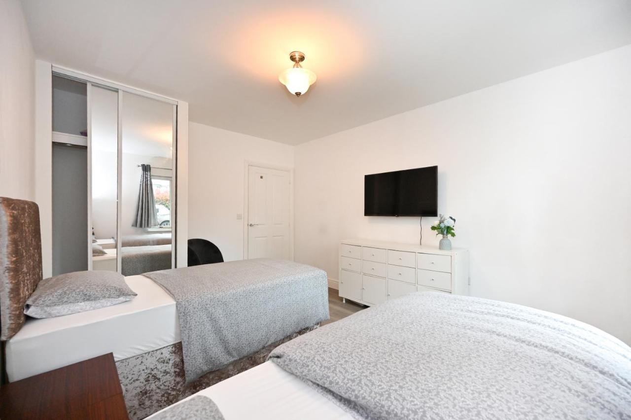 Luxury 2Bedroom - 2Bath - Prime Location - Patio Harrow on the Hill Zewnętrze zdjęcie