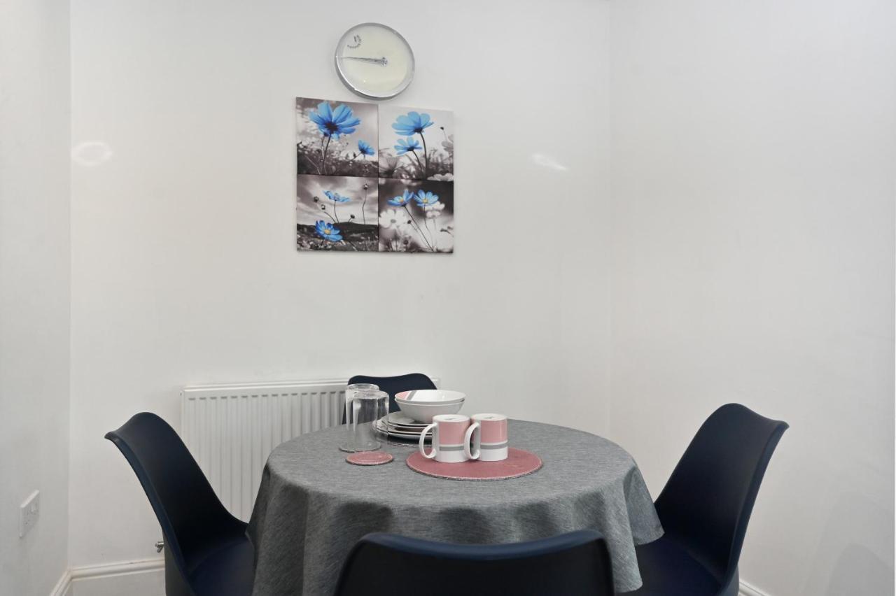 Luxury 2Bedroom - 2Bath - Prime Location - Patio Harrow on the Hill Zewnętrze zdjęcie