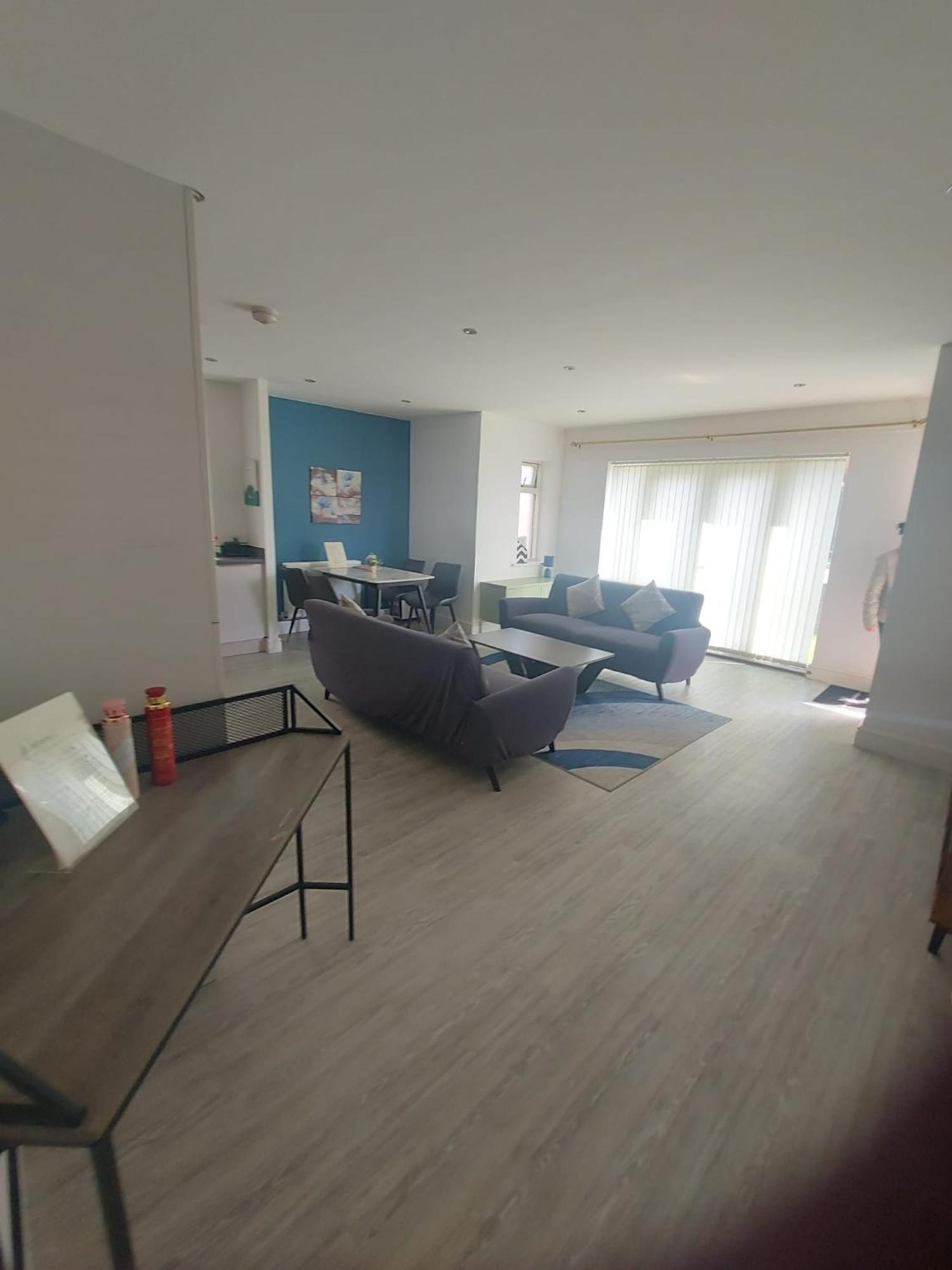 Luxury 2Bedroom - 2Bath - Prime Location - Patio Harrow on the Hill Zewnętrze zdjęcie